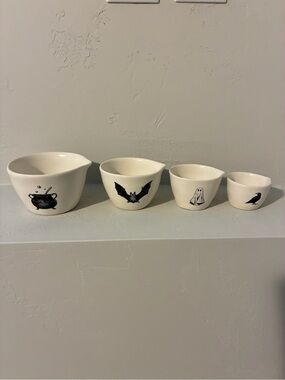 Rae Dunn Halloween double sided measuring cups